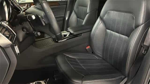 Thumbnail: 2016 Mercedes-Benz GLE - 28