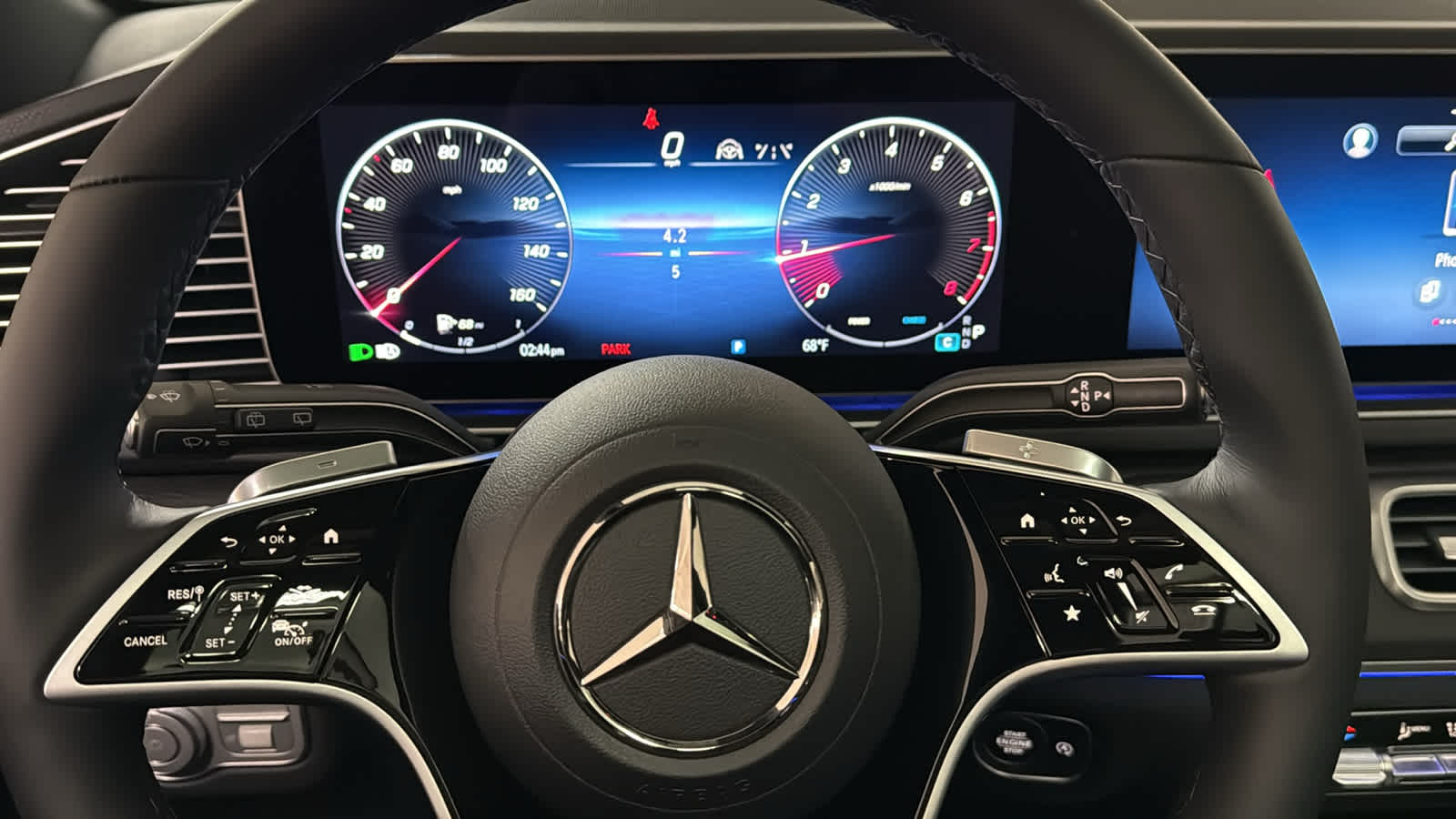 Thumbnail: 2026 Mercedes-Benz GLE - 19