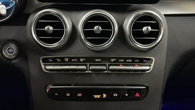 Thumbnail: 2022 Mercedes-Benz GLC - 22