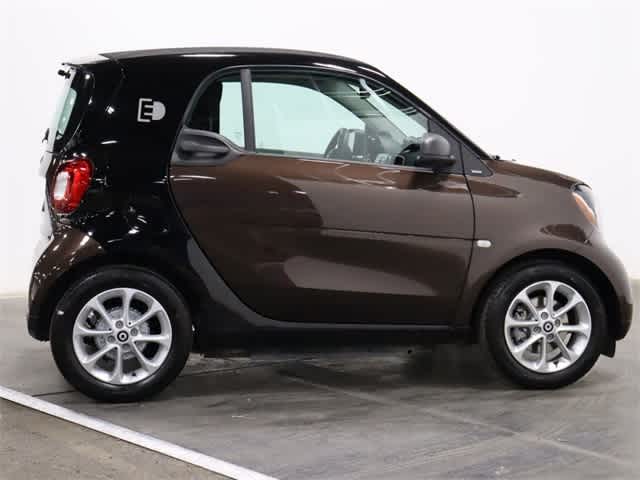 2018 Smart Fortwo  8