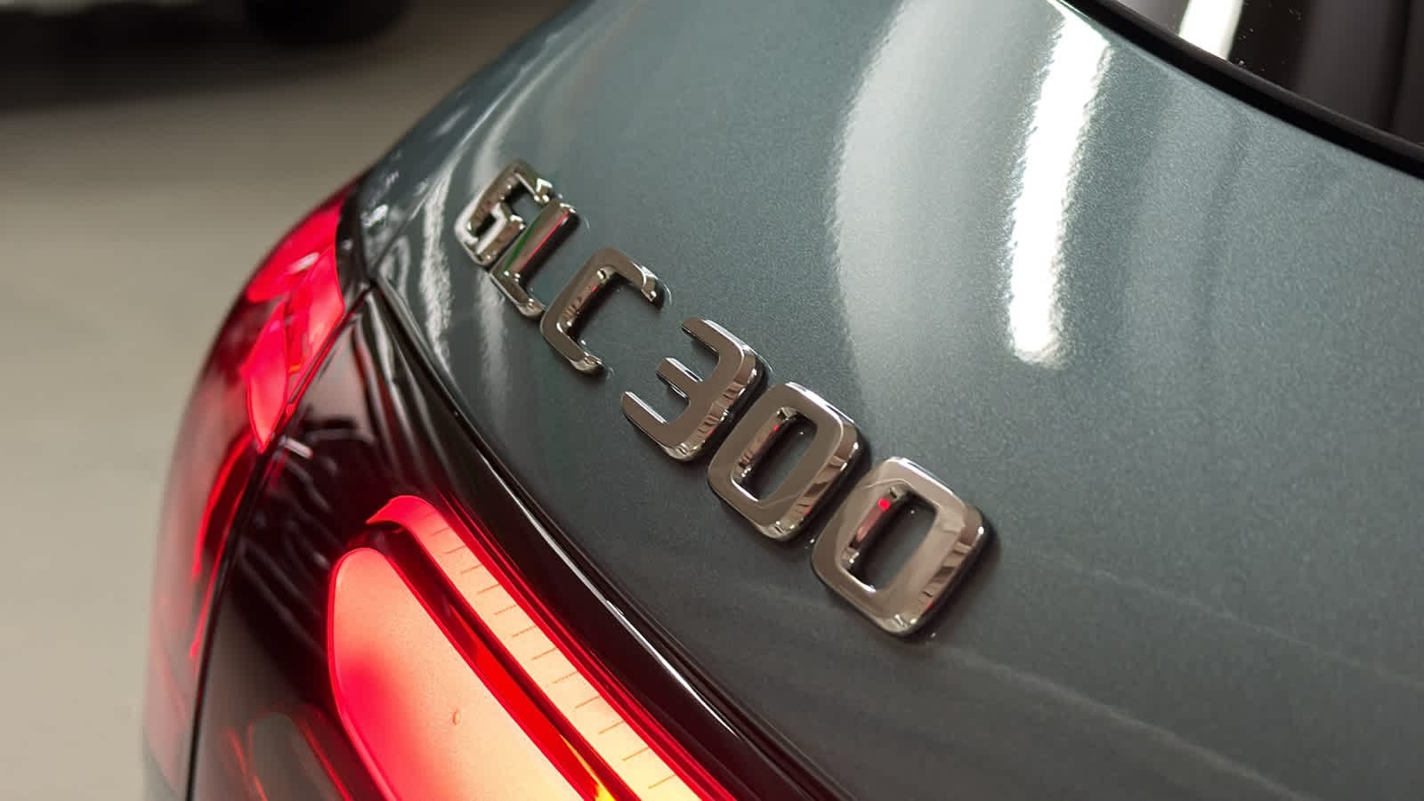 Thumbnail: 2026 Mercedes-Benz GLC - 11