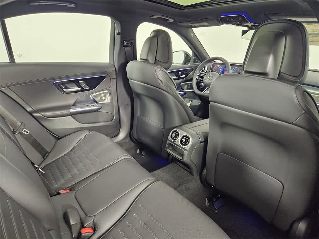 Thumbnail: 2025 Mercedes-Benz C-Class - 18