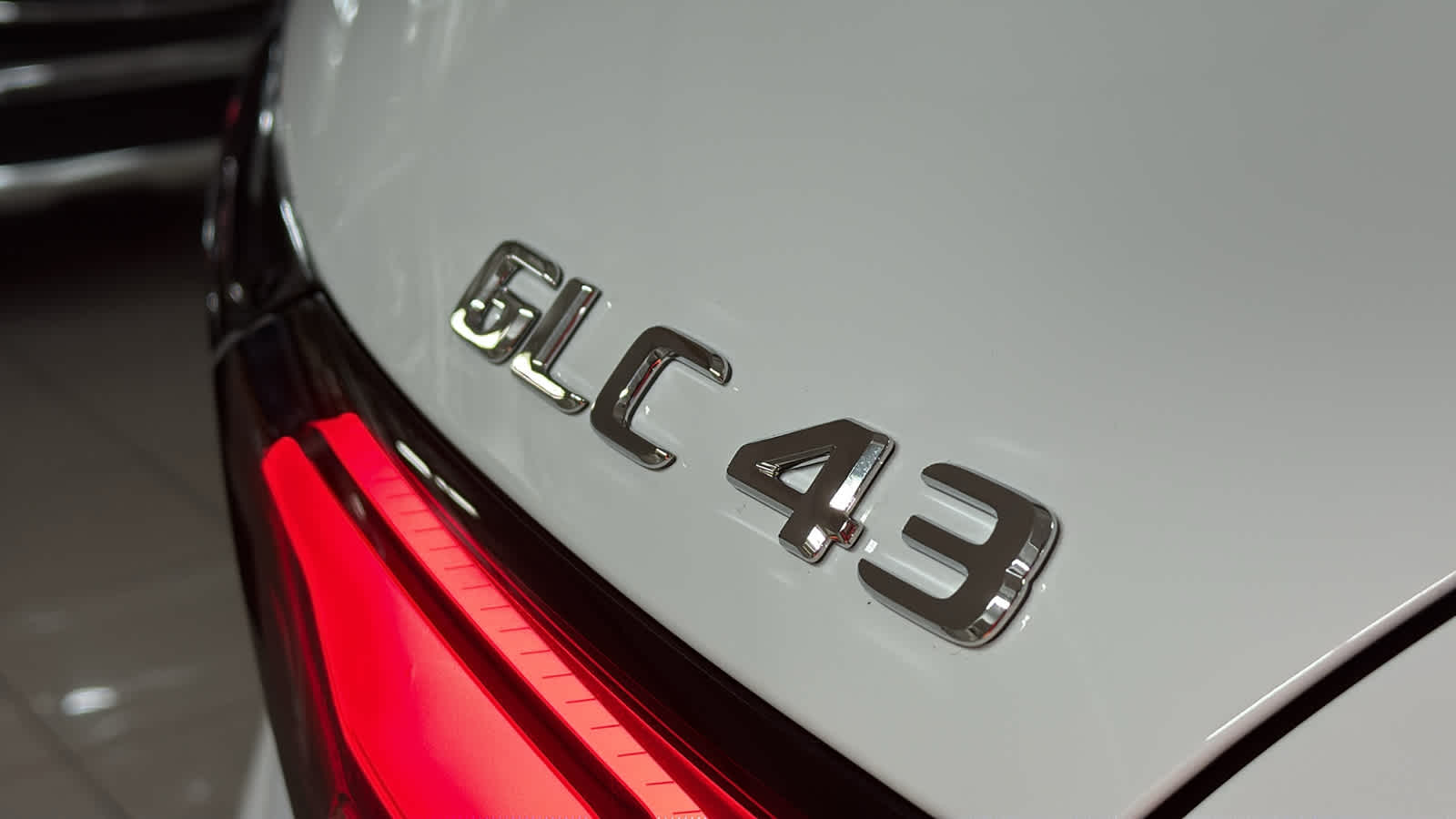 Thumbnail: 2026 Mercedes-Benz GLC - 11