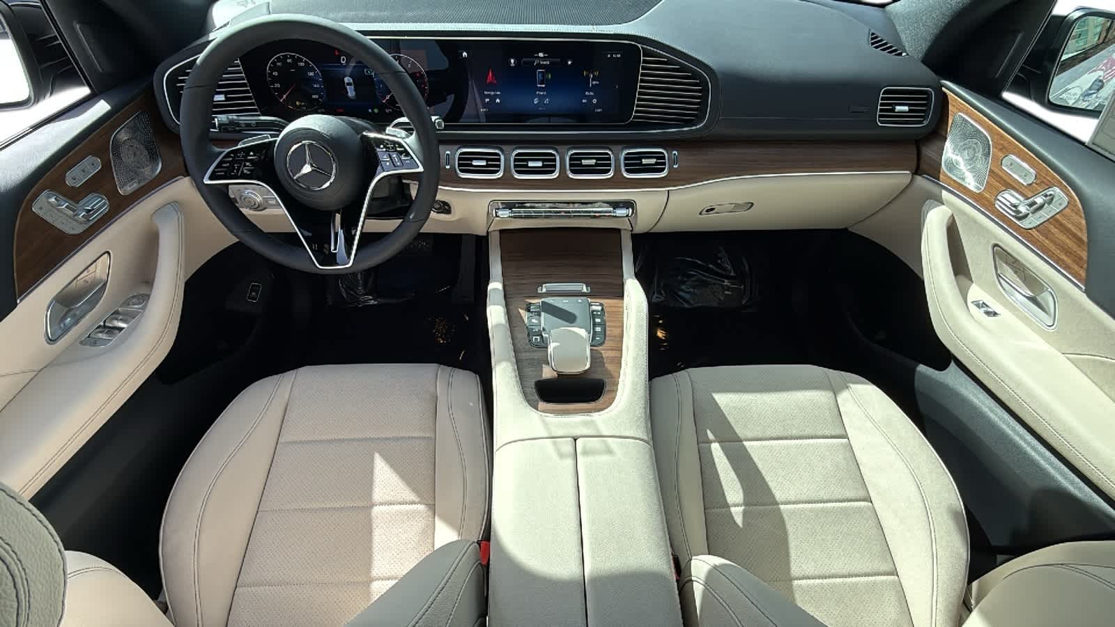 Thumbnail: 2026 Mercedes-Benz GLE - 5