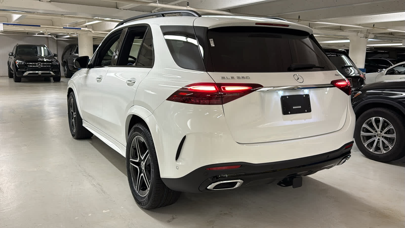 Thumbnail: 2026 Mercedes-Benz GLE - 7