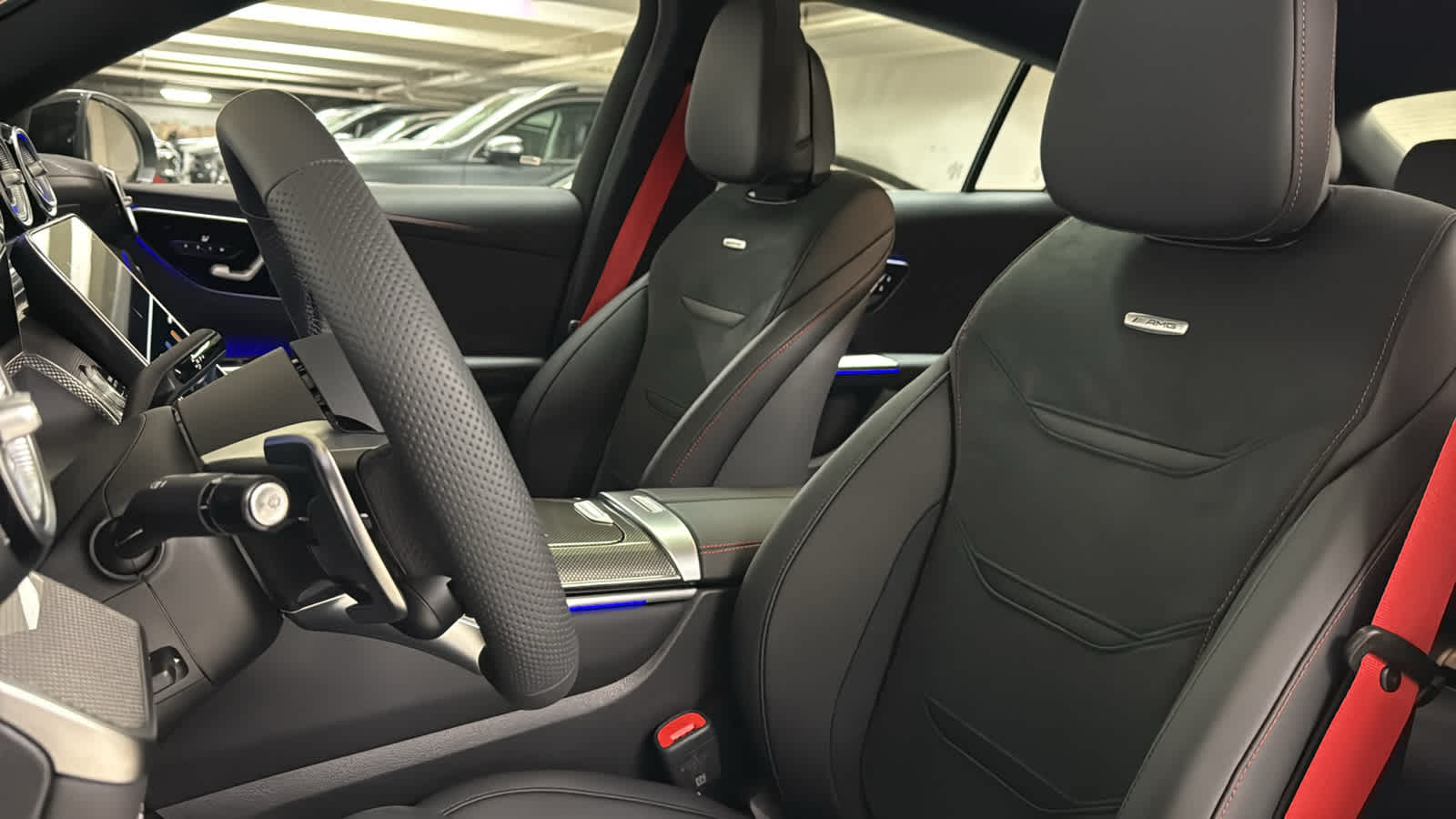 Thumbnail: 2026 Mercedes-Benz GLC - 27