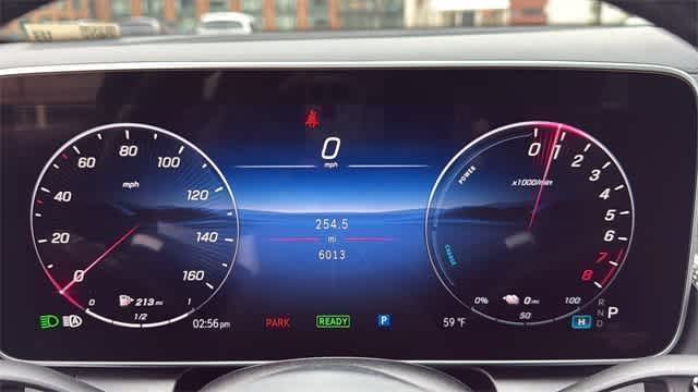 Thumbnail: 2025 Mercedes-Benz GLC - 26