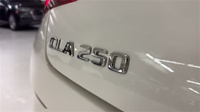 Thumbnail: 2026 Mercedes-Benz CLA - 10