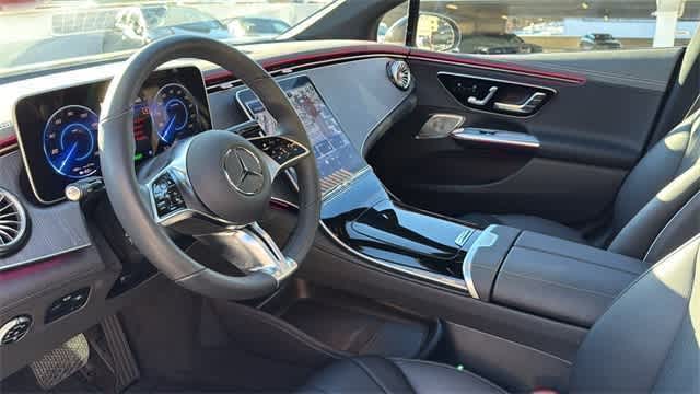 Thumbnail: 2025 Mercedes-Benz EQE - 27