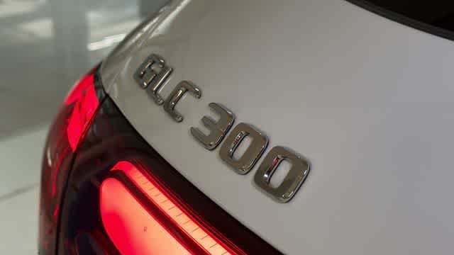 Thumbnail: 2026 Mercedes-Benz GLC - 11