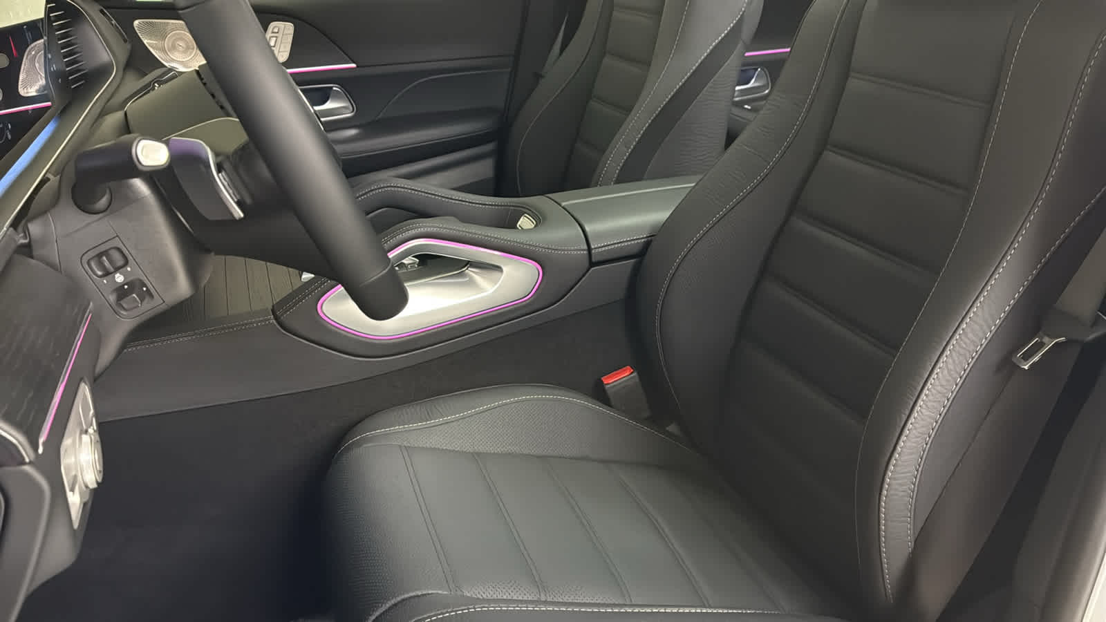 Thumbnail: 2026 Mercedes-Benz GLE - 27