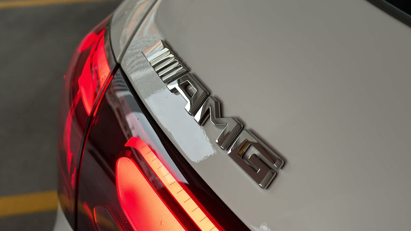 Thumbnail: 2026 Mercedes-Benz GLC - 10