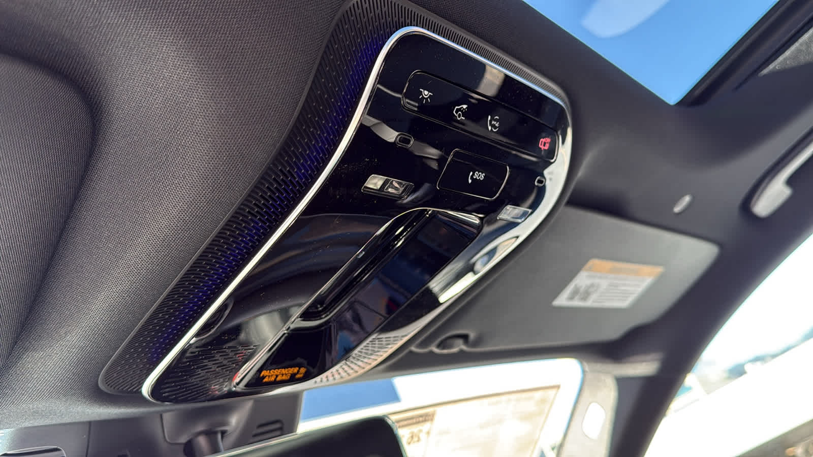 Thumbnail: 2026 Mercedes-Benz GLC - 24