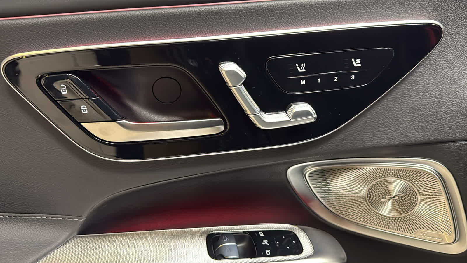 Thumbnail: 2026 Mercedes-Benz CLE - 16