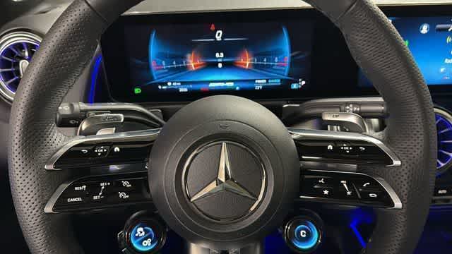 Thumbnail: 2026 Mercedes-Benz GLB - 18