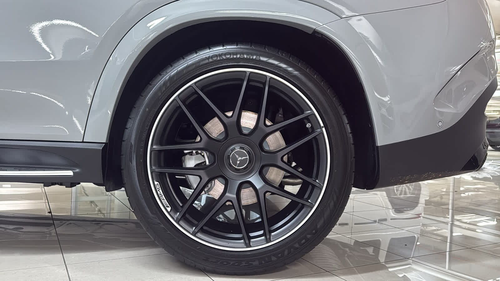 Thumbnail: 2026 Mercedes-Benz GLE - 10