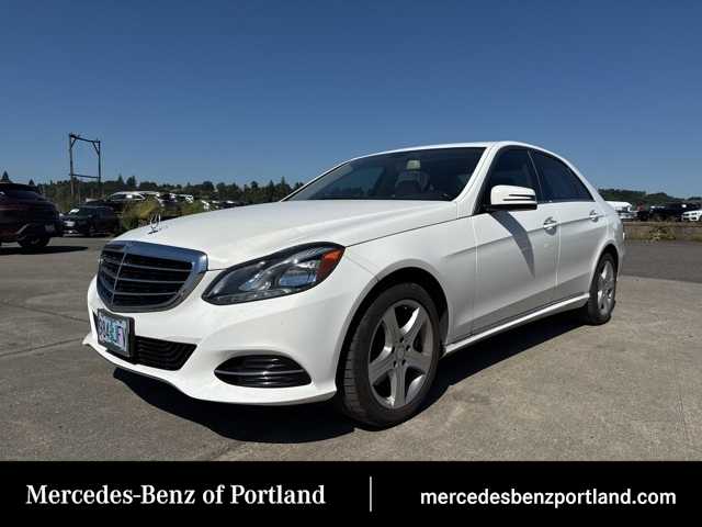 Thumbnail: 2014 Mercedes-Benz E-Class - 1