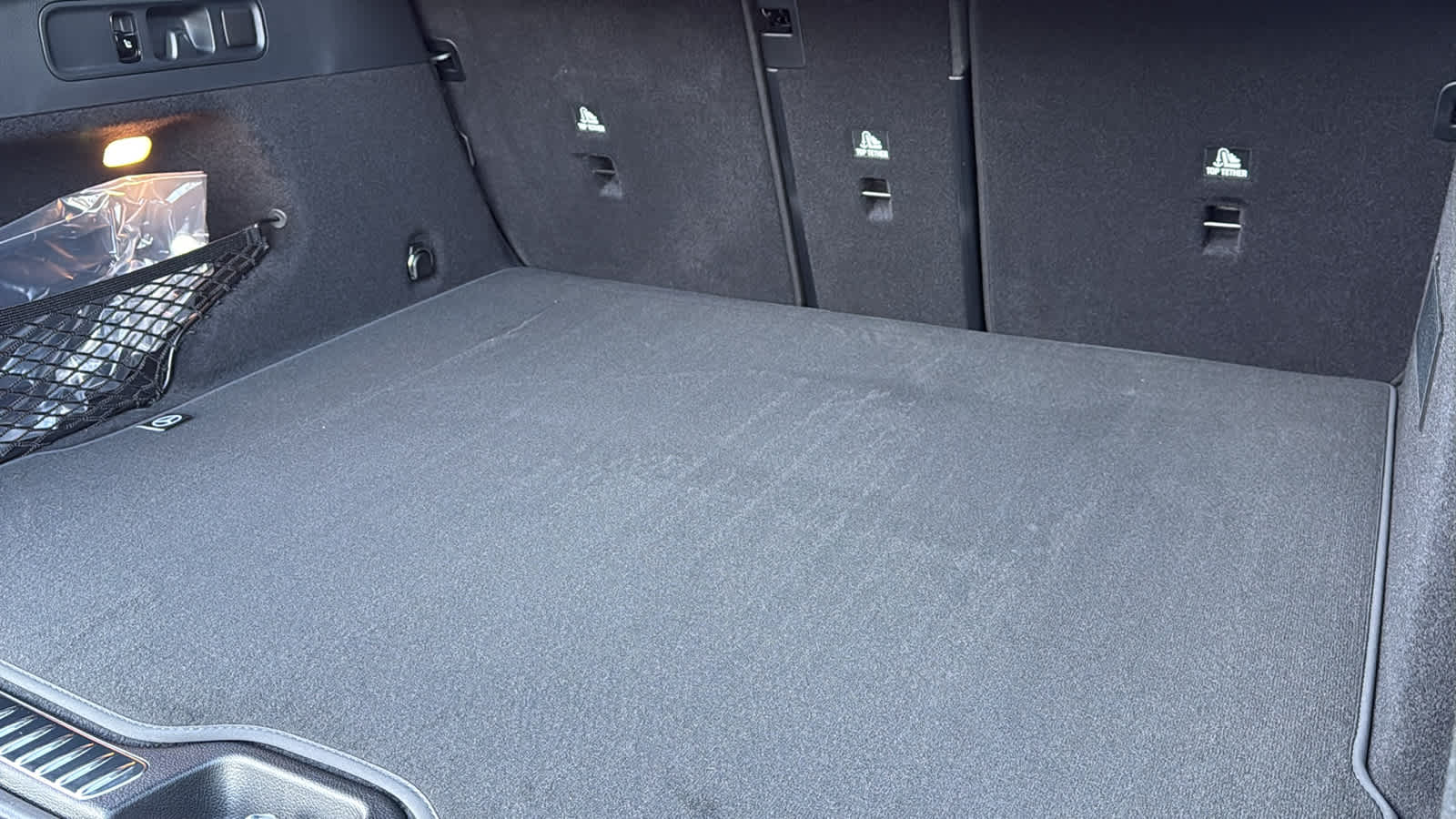 Thumbnail: 2026 Mercedes-Benz GLC - 33