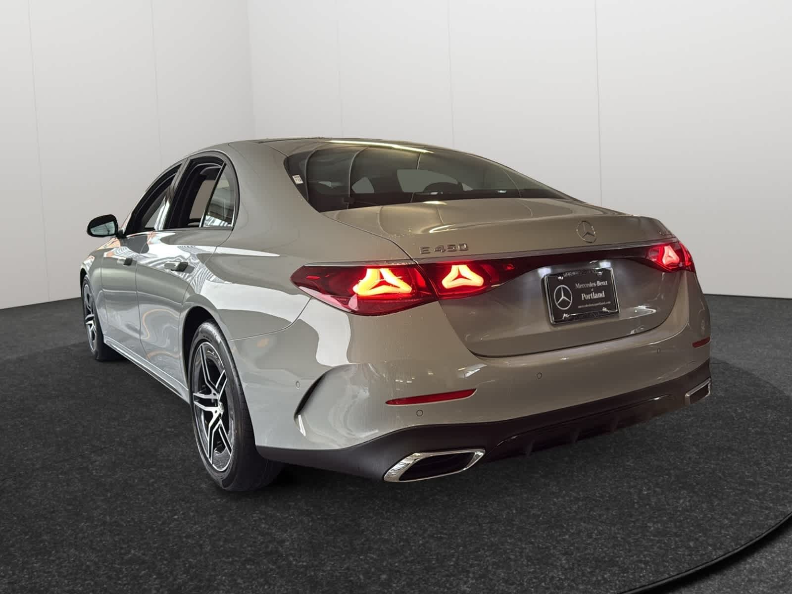 Thumbnail: 2026 Mercedes-Benz E-Class - 6