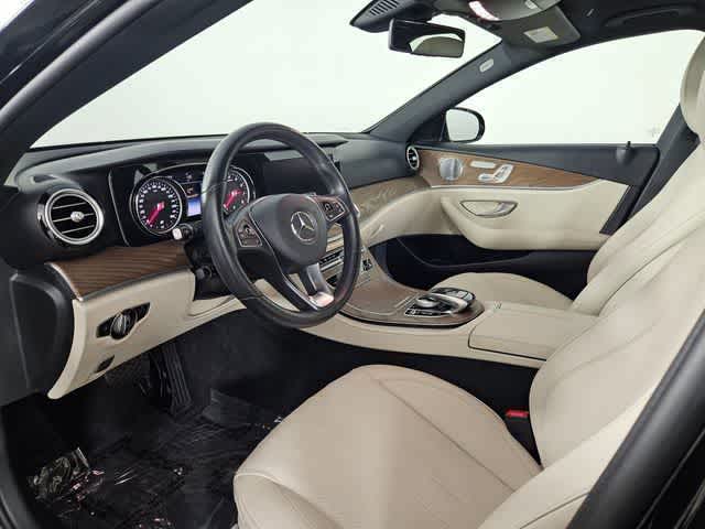 Thumbnail: 2018 Mercedes-Benz E-Class - 9