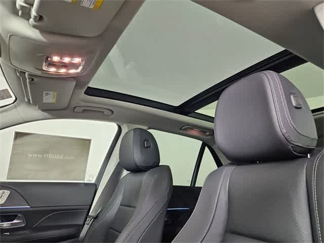 Thumbnail: 2025 Mercedes-Benz GLE - 19