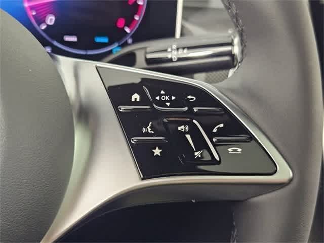 Thumbnail: 2025 Mercedes-Benz GLC - 26