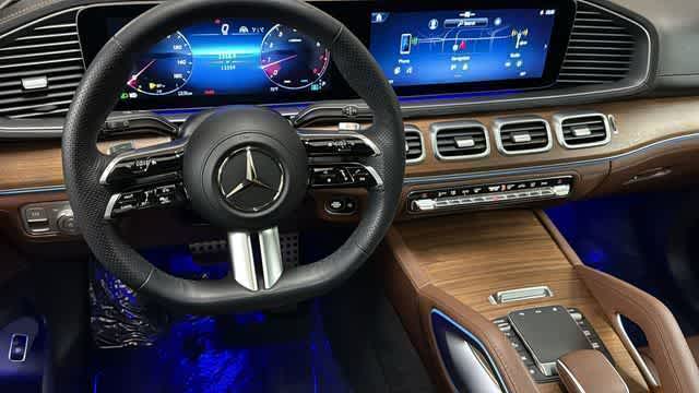 Thumbnail: 2024 Mercedes-Benz GLS - 25