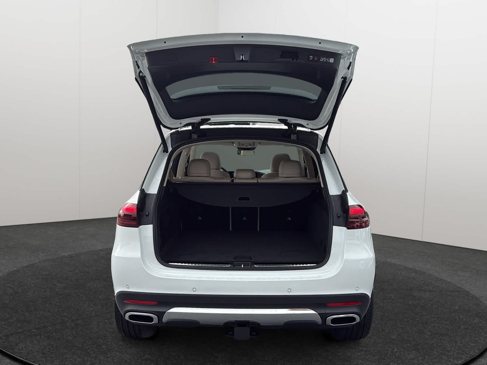 Thumbnail: 2026 Mercedes-Benz GLE - 6