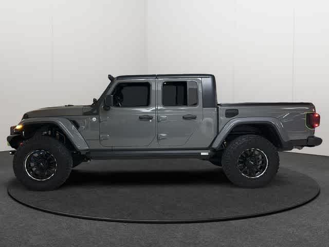 Thumbnail: 2021 Jeep Gladiator - 3