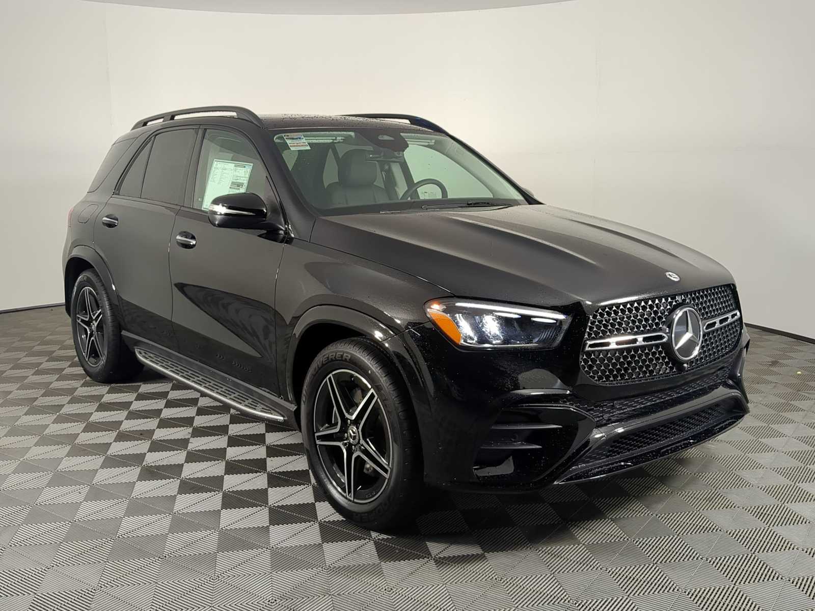 Thumbnail: 2026 Mercedes-Benz GLE - 7