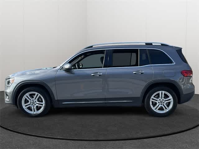 Thumbnail: 2021 Mercedes-Benz GLB - 3