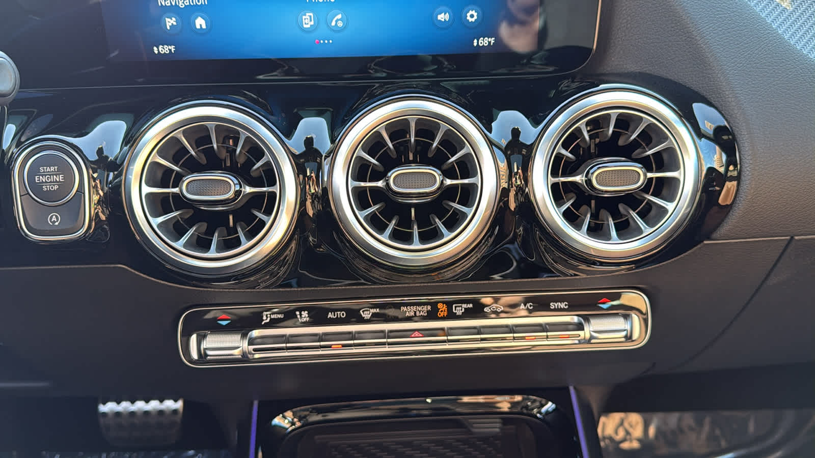 Thumbnail: 2026 Mercedes-Benz GLA - 23