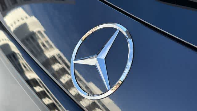 Thumbnail: 2025 Mercedes-Benz GLC - 9