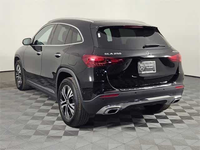 Thumbnail: 2025 Mercedes-Benz GLA - 13