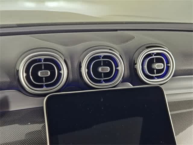 Thumbnail: 2025 Mercedes-Benz GLC - 38