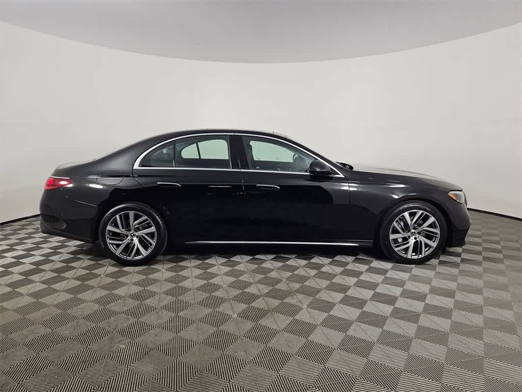 Thumbnail: 2025 Mercedes-Benz E-Class - 6