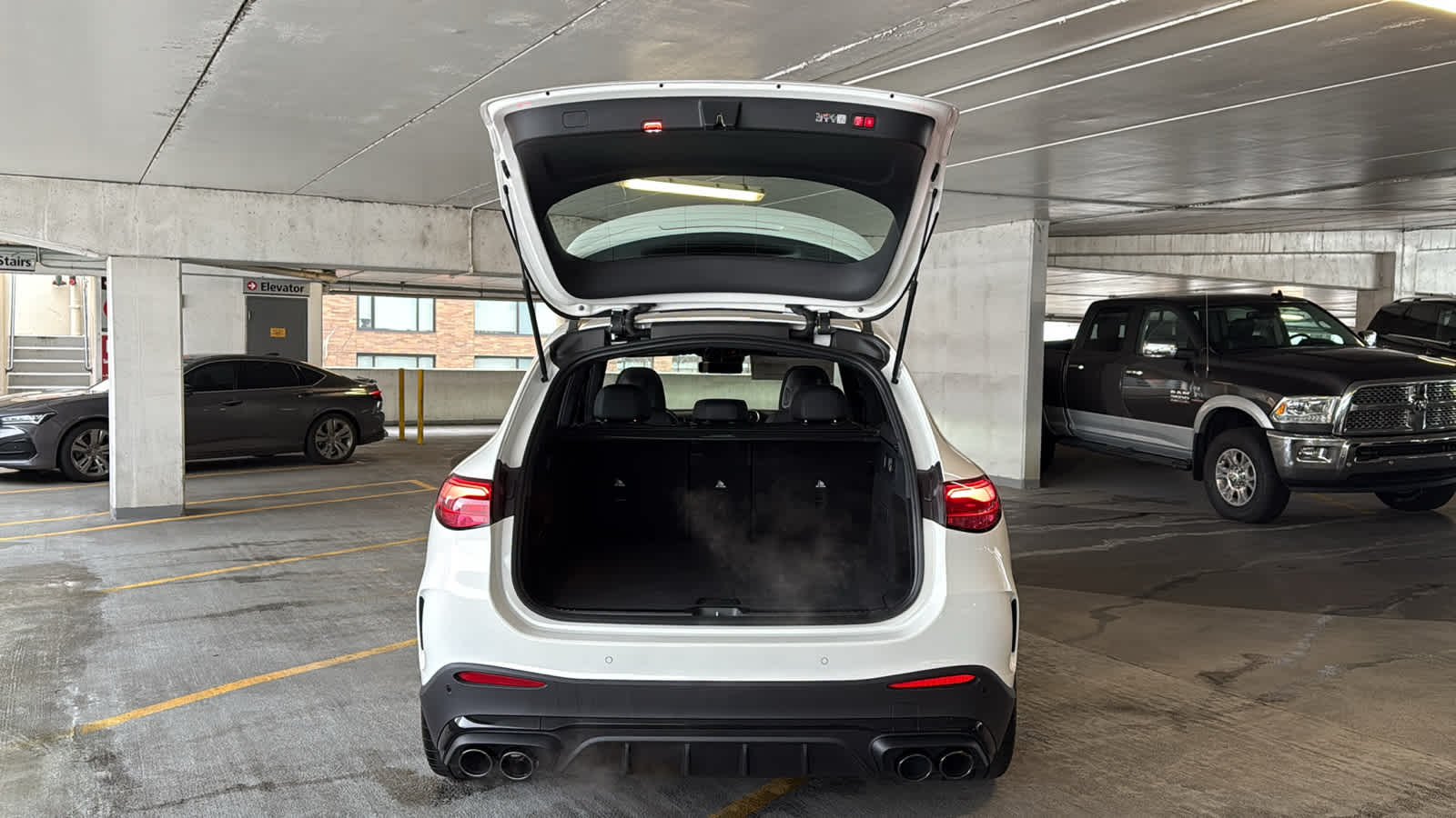 Thumbnail: 2026 Mercedes-Benz GLC - 7