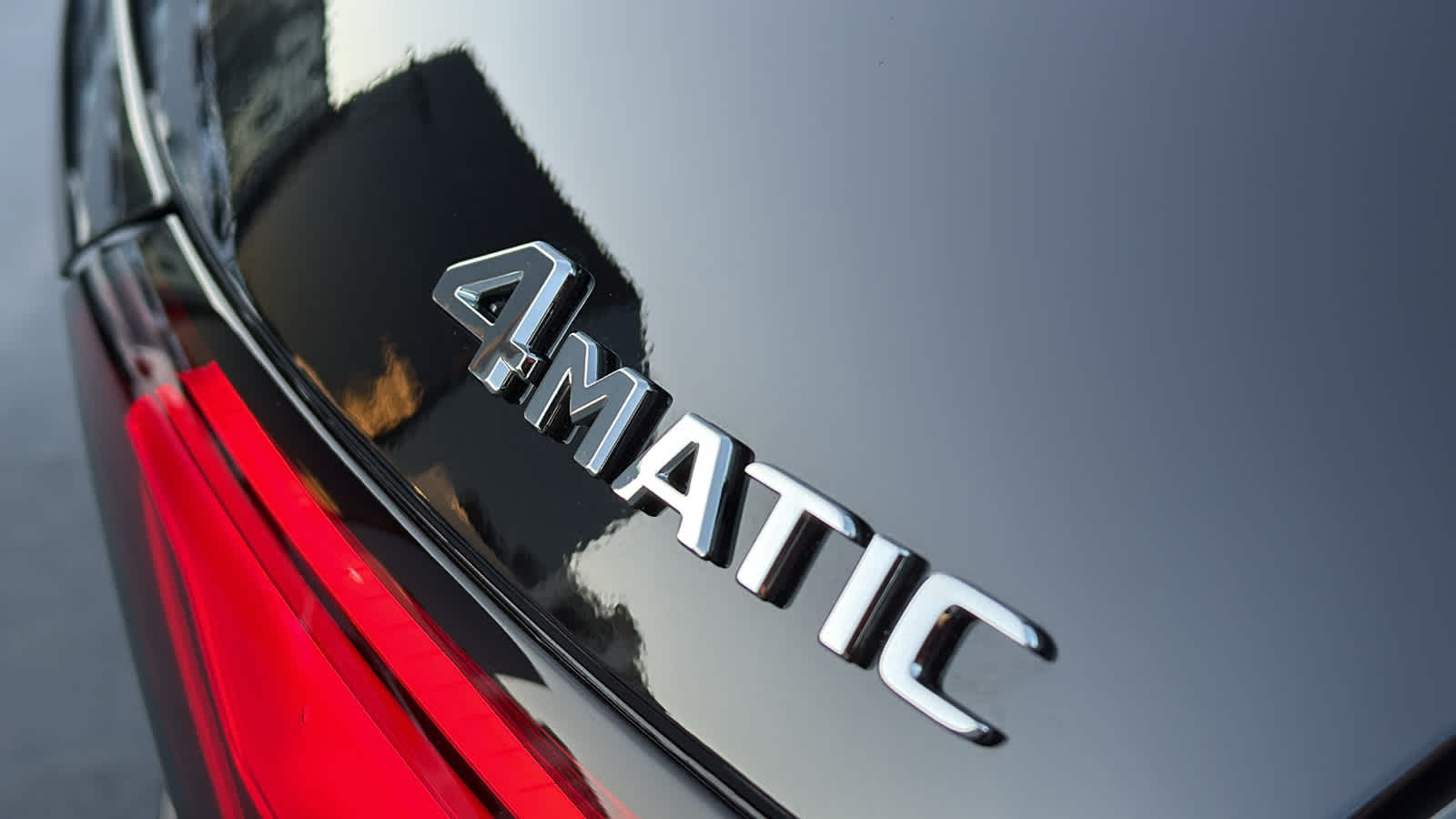 Thumbnail: 2026 Mercedes-Benz GLC - 11