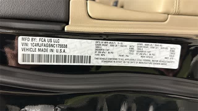 Thumbnail: 2022 Jeep Grand Cherokee - 10