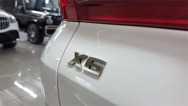 Thumbnail: 2023 BMW X6 - 8