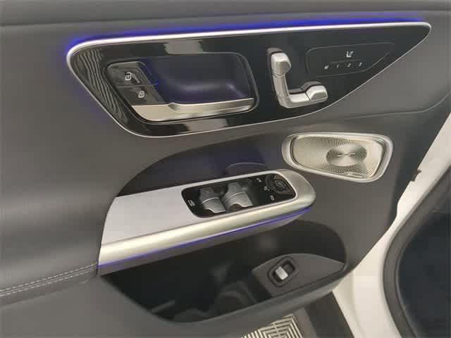 Thumbnail: 2026 Mercedes-Benz GLC - 17