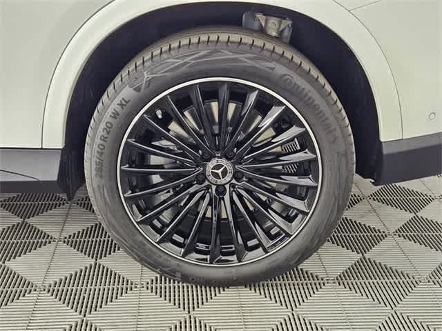 Thumbnail: 2025 Mercedes-Benz GLC - 13