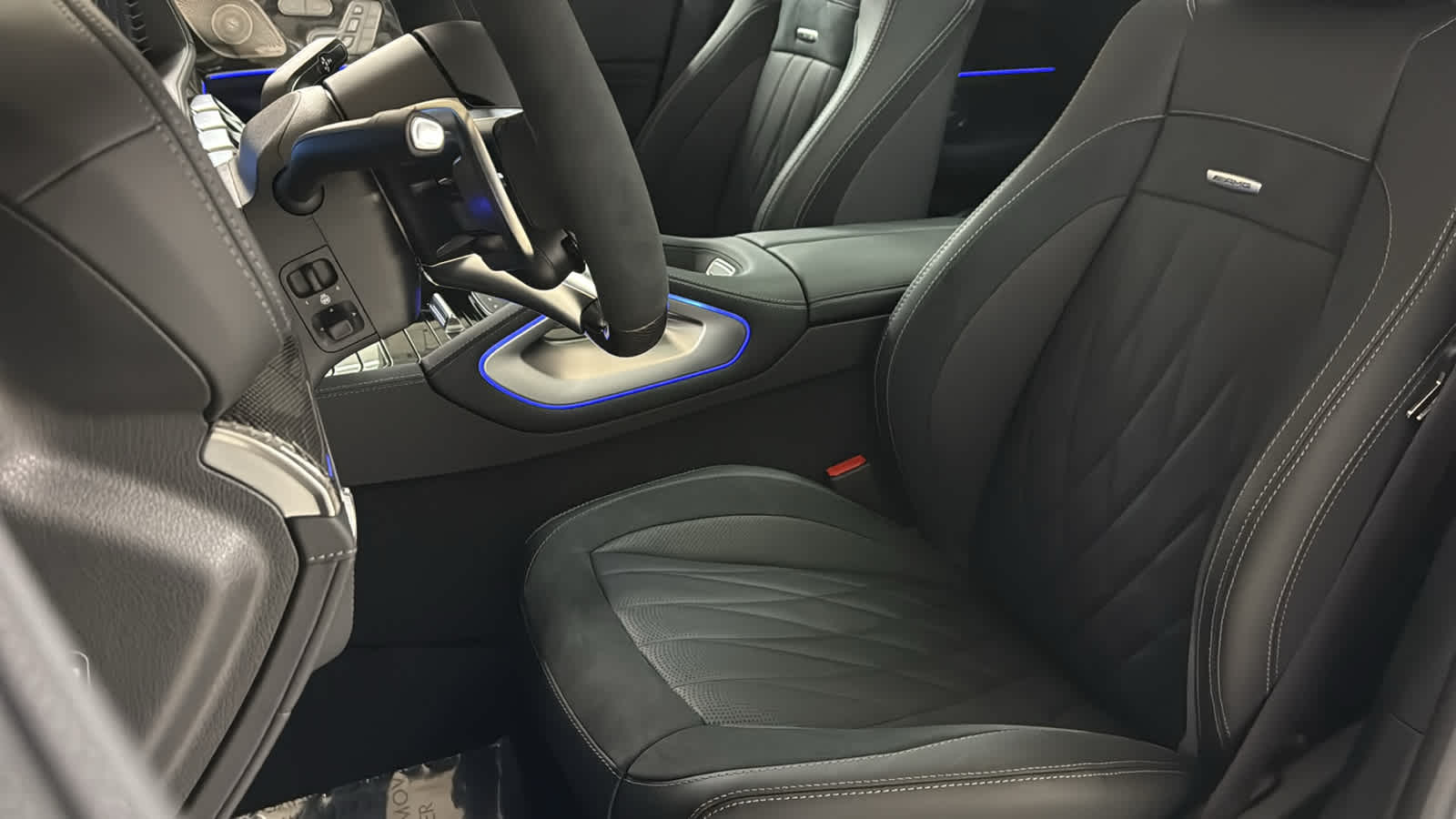 Thumbnail: 2026 Mercedes-Benz GL-Class - 28