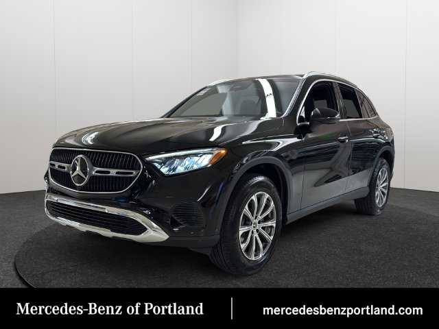 2026 Mercedes-Benz GLC Base