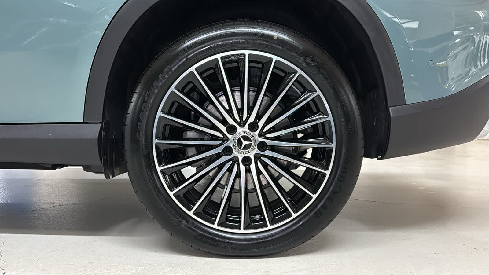 Thumbnail: 2026 Mercedes-Benz GLC - 13