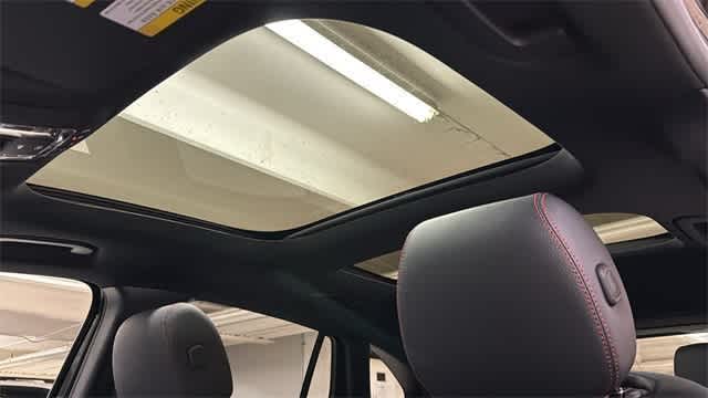 Thumbnail: 2025 Mercedes-Benz GLA - 25