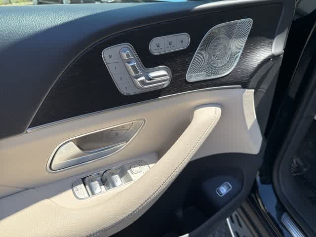 Thumbnail: 2020 Mercedes-Benz GLS - 10