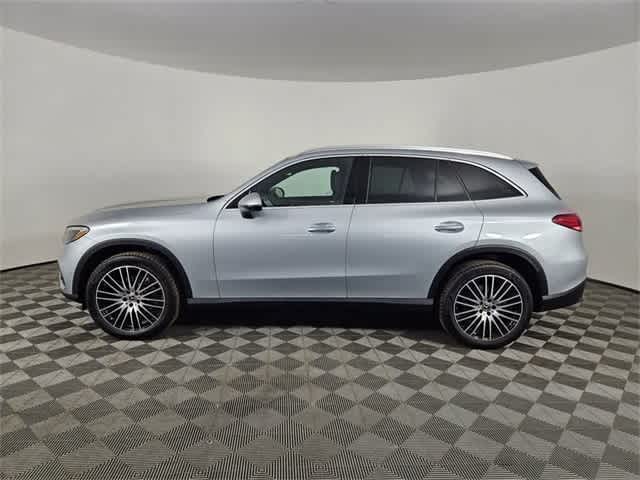 Thumbnail: 2025 Mercedes-Benz GLC - 2