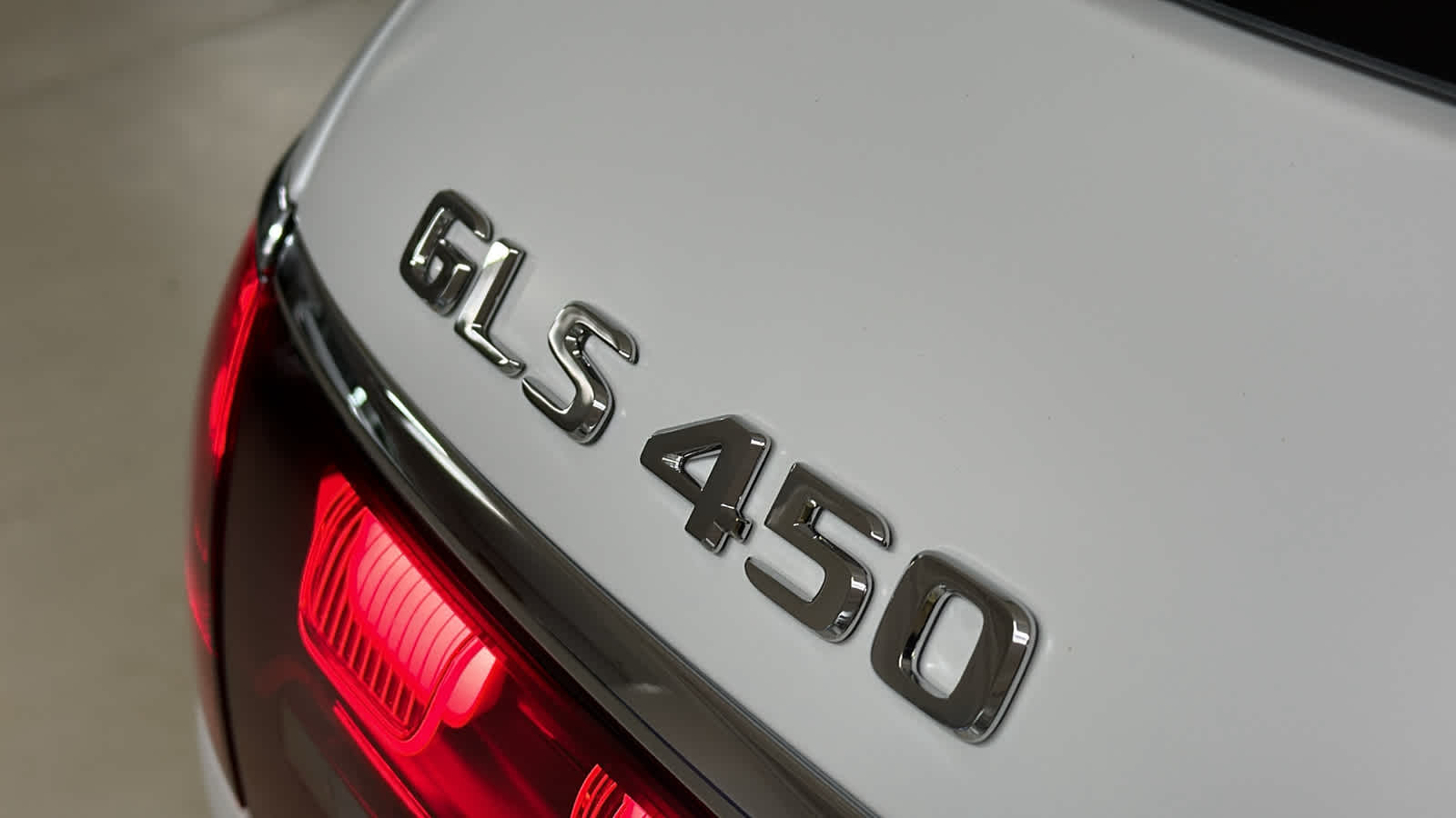 Thumbnail: 2026 Mercedes-Benz GLS - 9