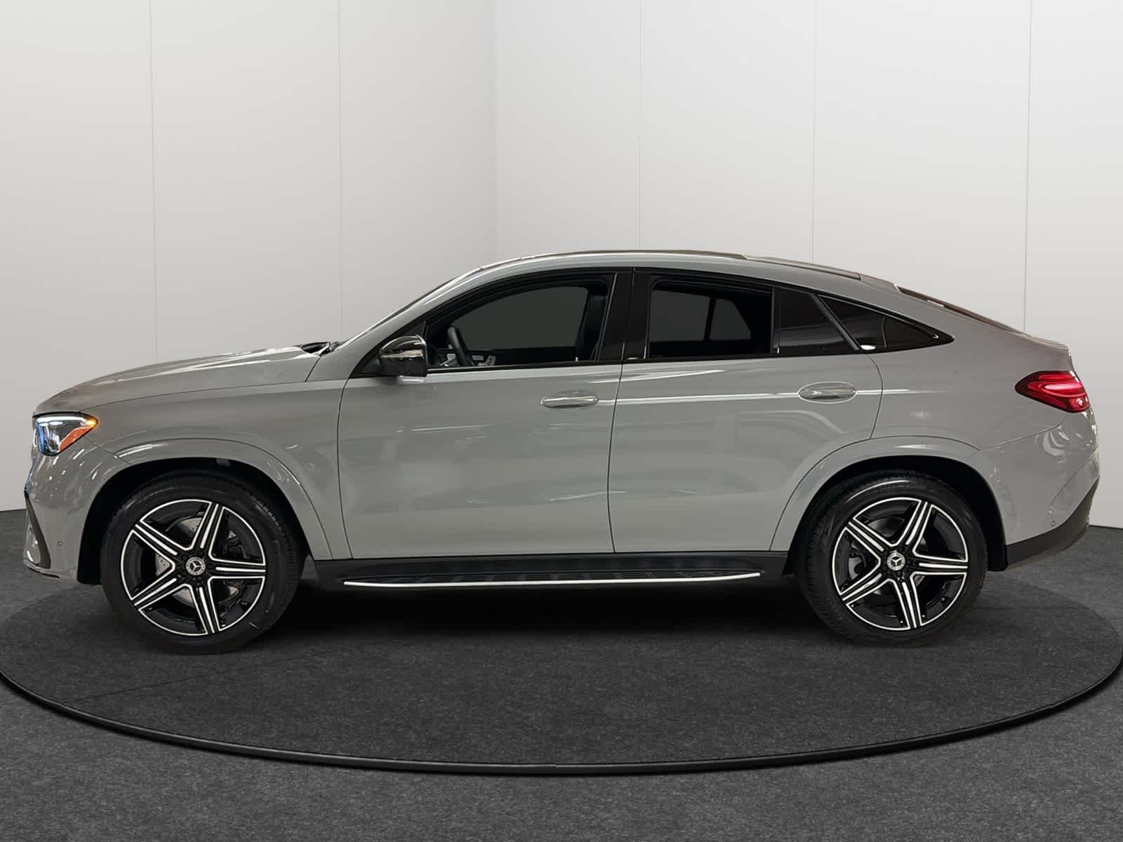 Thumbnail: 2026 Mercedes-Benz GLE - 3